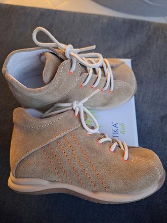 Topanky, protetika,22