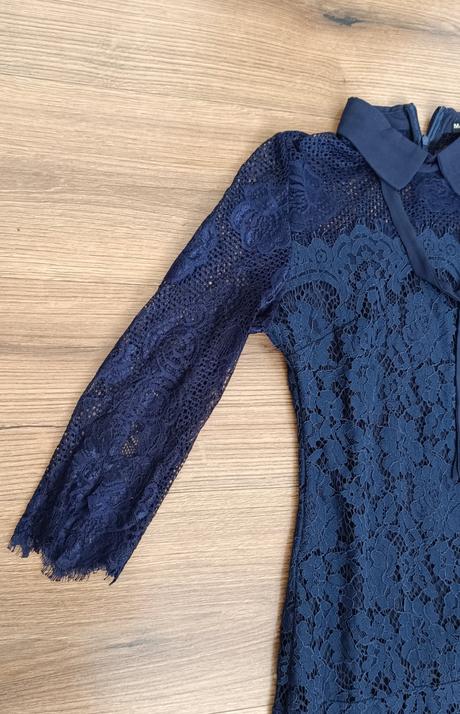 Šaty z krajky, s