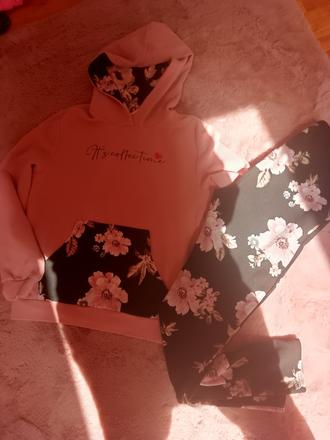 Tepláková súprava, 158