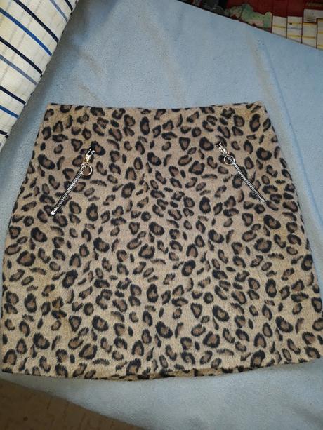 Prechodna suknicka, 38