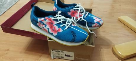 Tenisky zn.desigual. velkost 37, desigual,37