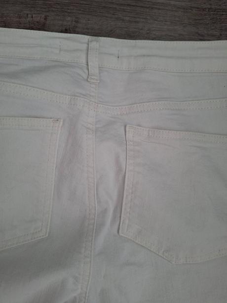 Biele skinny rifle, m