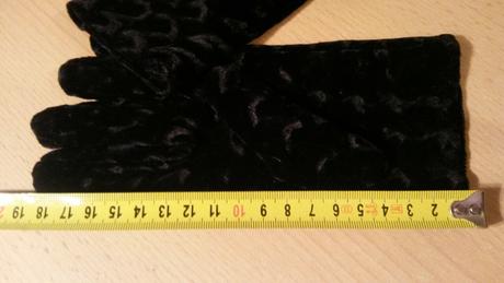 Zamatové rukavičky, m