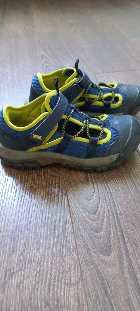 Chlapcenske turisticke sandale, quechua,29