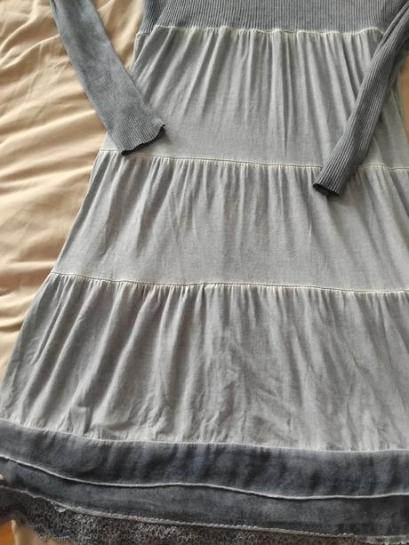 Bledomodrw saty, 40