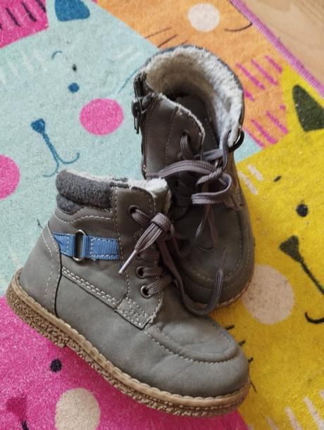 Prechodné topánočky a kožušinkou, 23
