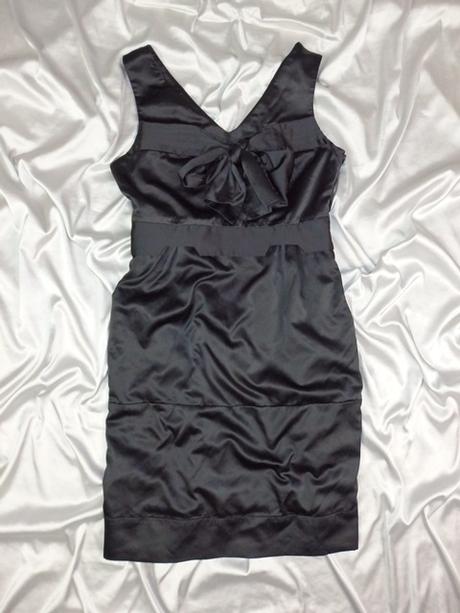 Luxusné čierne  šaty, 36