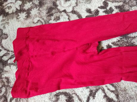 Červené silonky, 33