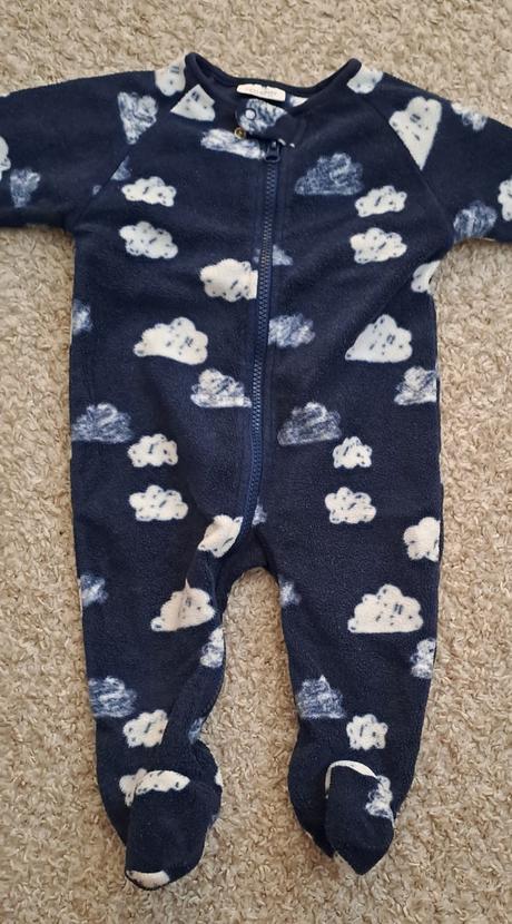 Pyzamko/overal, next,74