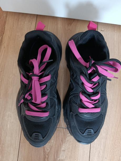 Tenisky,top stav, 39