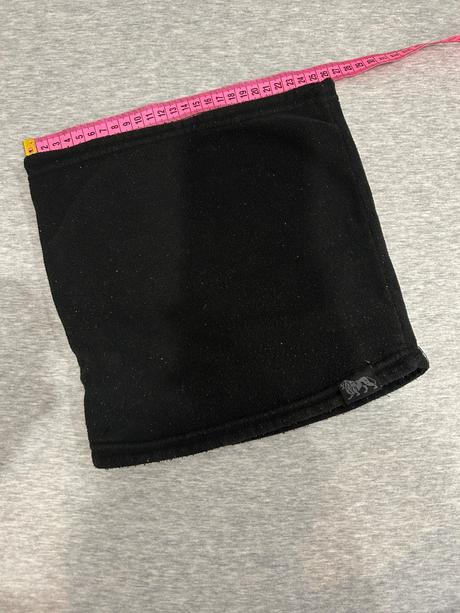 Nákrčník čiapka darujem, 