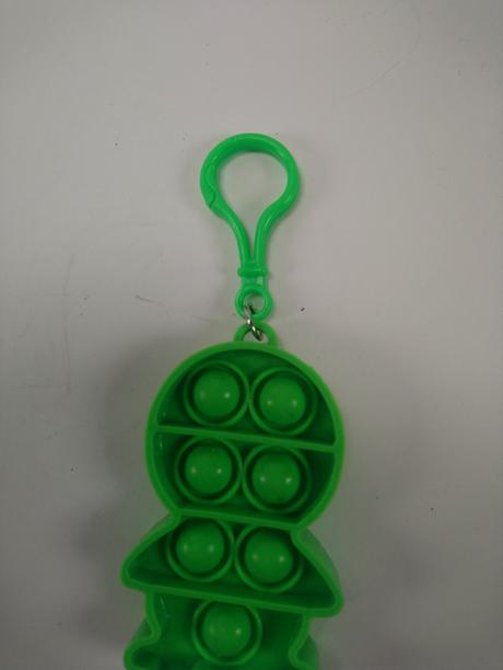 Pop it prívesok, zelený, 7 bublín, 13 cm,