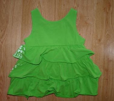 Tielko s volánmi, 140