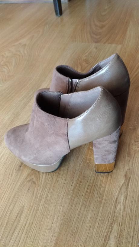 Kotnikove hnede topanky velkosti 37, 37