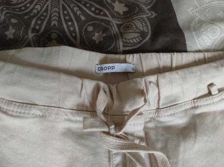 Cropp nohavice s vreckami, 38