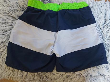 Kraťasky, h&m,134