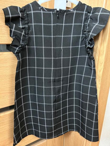 Čierne kárované šaty, sinsay,116