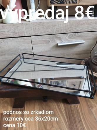 Podnos so zrkadlom, 