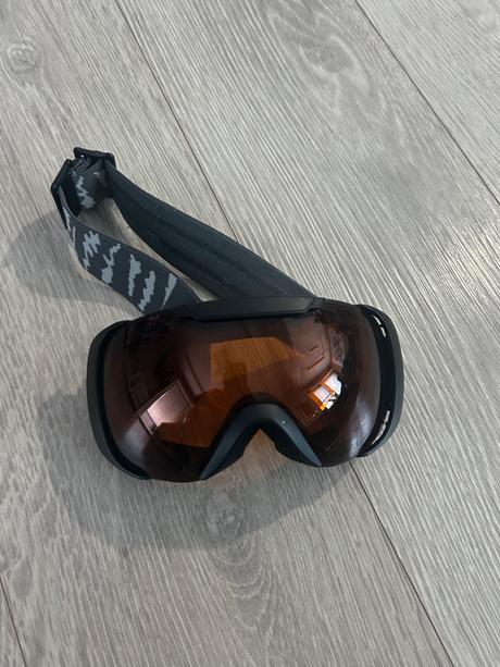 Okuliare na lyžovanie, 