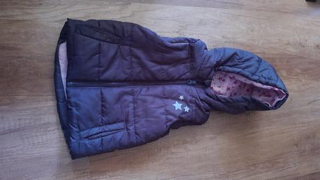 Dievčenská vesta, 104