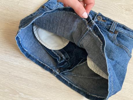 Sukňa spojená s kraťasmi (skort), 128