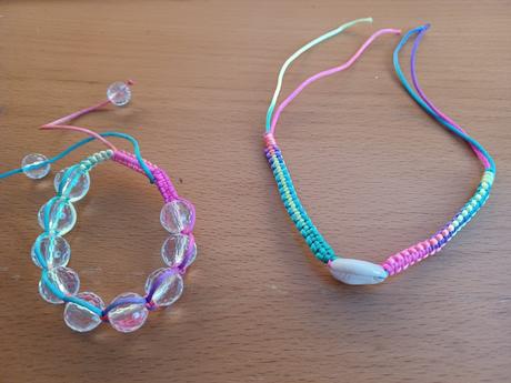 Dúhové náramky, 