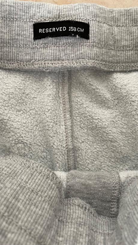 Teplaky, reserved,158