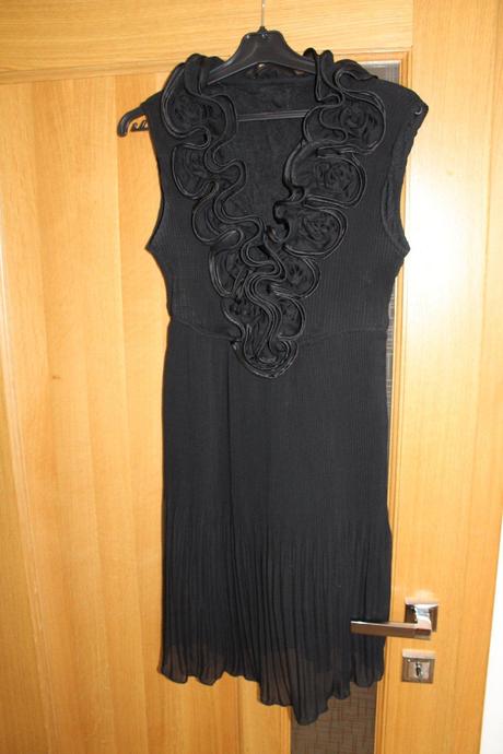 Spoločenské šaty, l