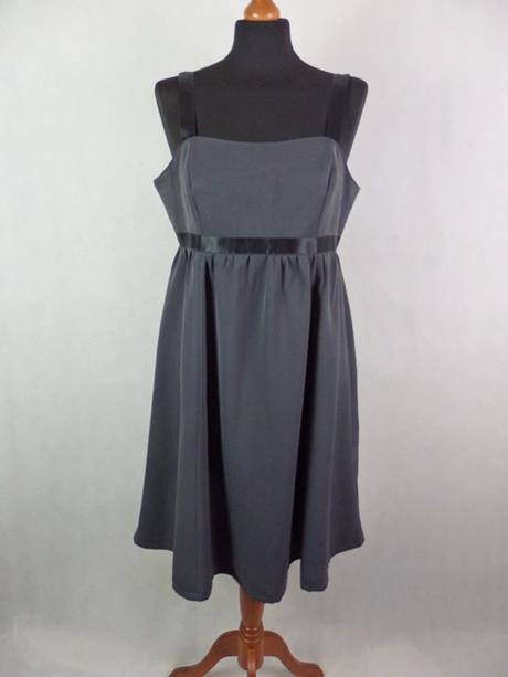 Kvalitné elegantné šaty, 40