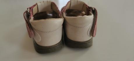 Sandálky pre princezničky, 19