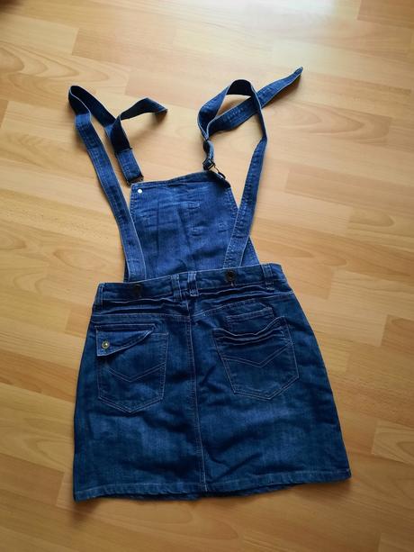 Dámska rifľová sukňa, 28