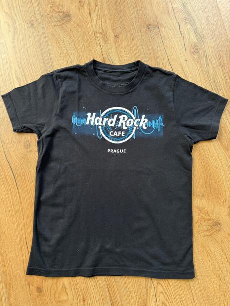 Hard rock tricko, 146