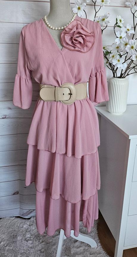 Krásne ružové šaty, m