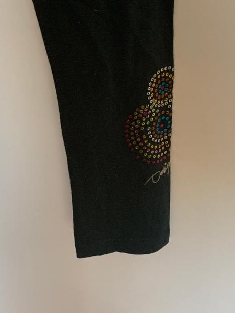 Desigual tmavozelené legíny s aplikáciou, desigual,134