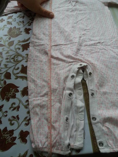 Overalik s mašlickou, f&f,74