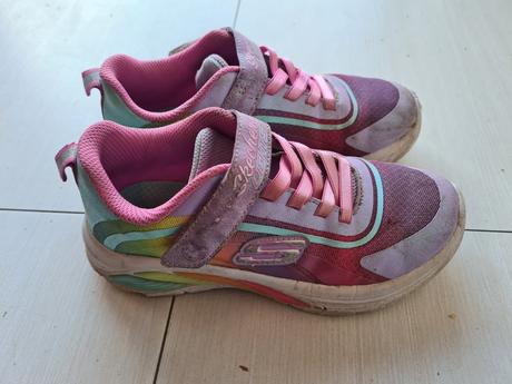 Skechers blikajúce tenisky, skechers,32