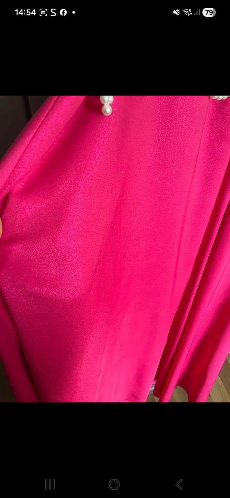 Spoločenské šaty, 46