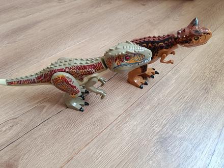 Velke hnede dinosaury,