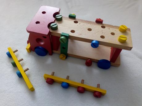 Drevenē autíčko, 