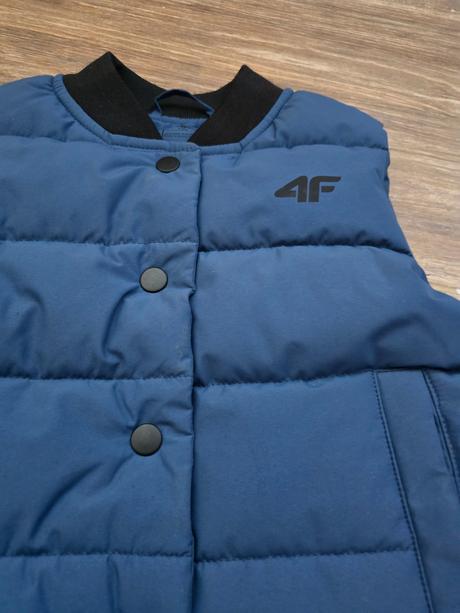 Vesta č.122 4f, 122