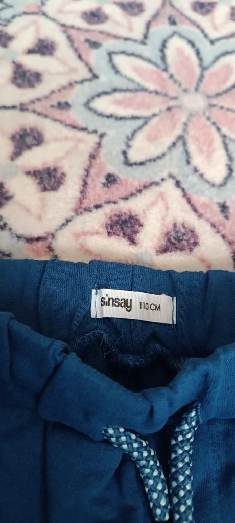 Tepláky, sinsay,110