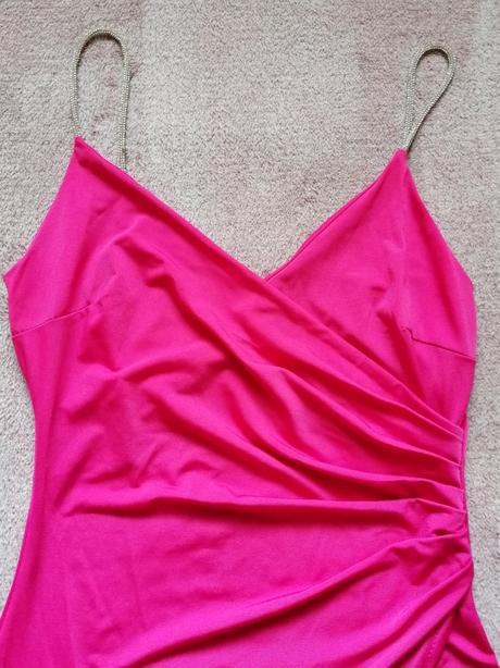 Dlhé plesové šaty s rozparkom, s