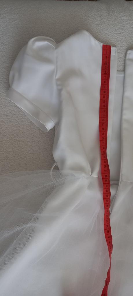 Krásne šaty na 1. sv. prijímanie, 128 / 134