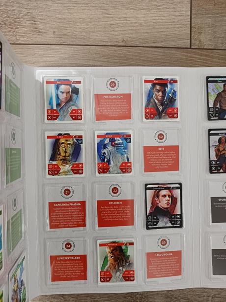 Album s nálepkami star wars,