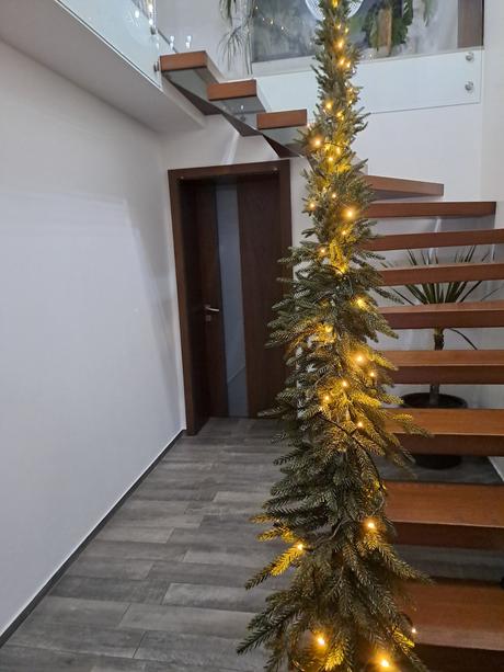 Luxusná girlanda, 3d, hustá, 11kusov,