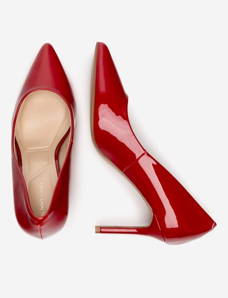 Červené lodičky, 36