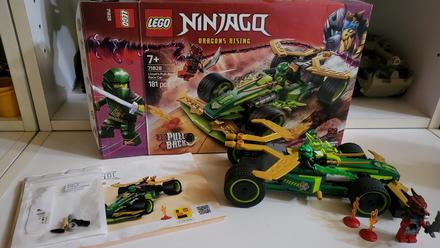 Lego ninjago pretekarske auto 71828,