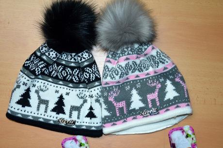 Čiapočka s brmbolcom,