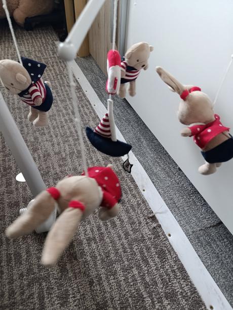 Kolotoč nad postieľku, 