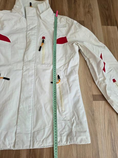 Vetrovka, xl